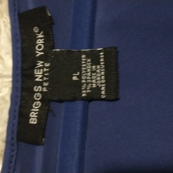 Briggs New York woman's size LP capped sleeve bodice ruching scoop neck blouse - Picture 2 of 6